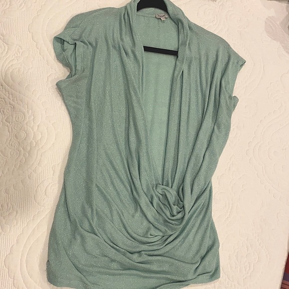 Droop neck t shirt size medium - Picture 1 of 1